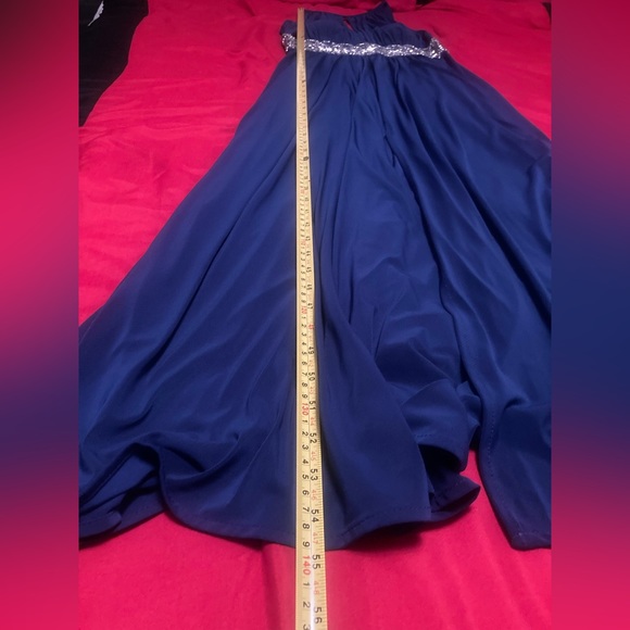 R & M Richard’s Sleeveless Long Gown With Beaded Waist size 4 NWOT - Picture 6 of 11